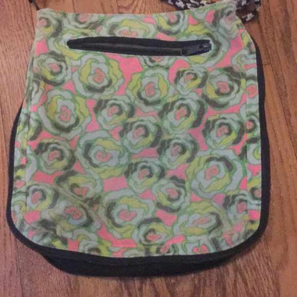 Kavu Bags Kavu Cross Body Purse Poshmark